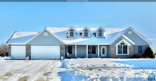 504 Colfax Ct, Sergeant Bluff, IA, 51054-8955 | Card Image