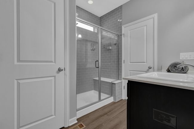 Master Bath | Image 32
