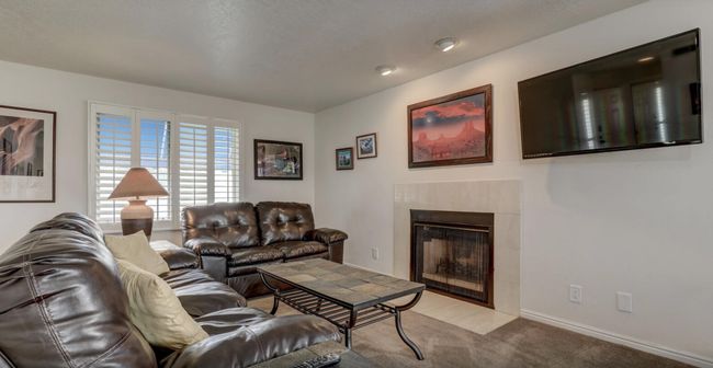 Living Room | Image 4