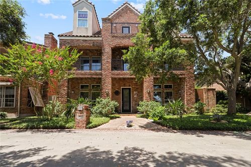 4827 Ocean Dr, Corpus Christi, TX, 78412-2655 | Card Image
