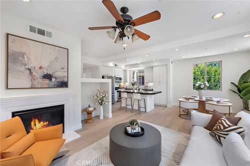 50 Cienega, Irvine, CA, 92618-8802 | Card Image