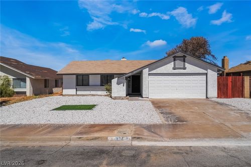 324 W Chesapeake Way, Henderson, NV, 89015-7869 | Card Image