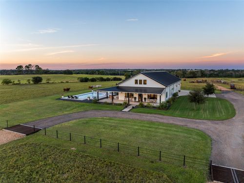 2134 Carter Rd, Bellville, TX, 77418-4346 | Card Image