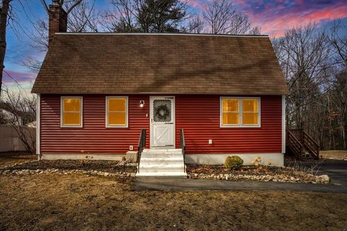 4 Pollard Road, Nashua, NH, 03062 | Card Image