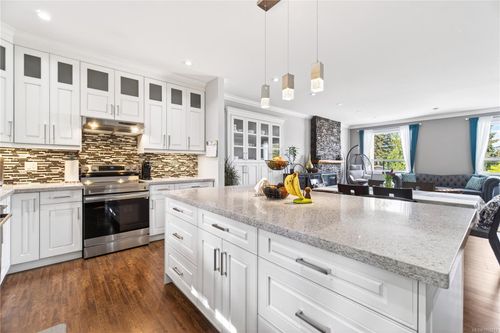 3115 Uplands Dr, Nanaimo, BC, V9T2S9 | Card Image