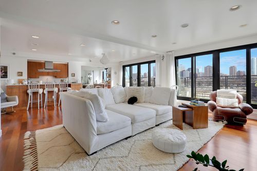 unit-414-48 Groveland Ter, Minneapolis, MN, 55403-1112 | Card Image