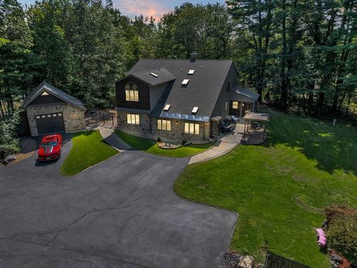 8 Brookside Rd, Middleton, MA, 01949-2453 | Card Image
