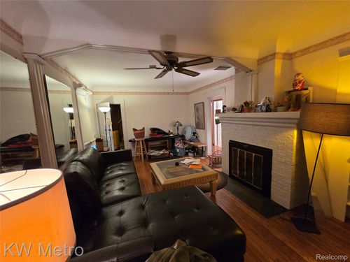 519 E Farnum Avenue, Royal Oak, MI, 48067 | Card Image