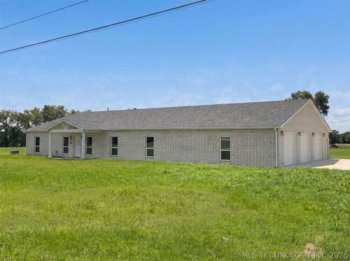 1950 E 474, Pryor, OK, 74361-5822 | Card Image