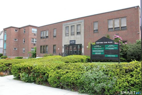 609 Farmington Ave, Hartford, CT, 06105-3081 | Card Image