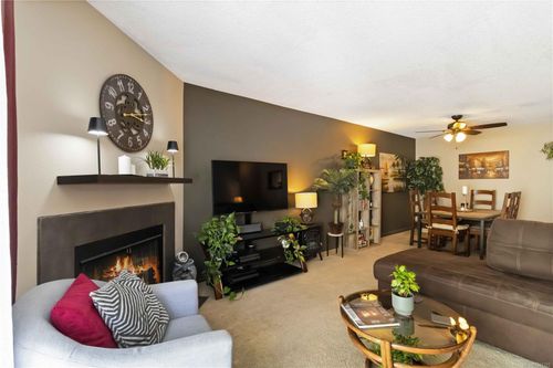 314-3255 Glasgow Ave, Victoria, BC, V8X4S4 | Card Image