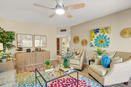 1552 W Via Del Jarrito, Green Valley, AZ, 85622 | Card Image