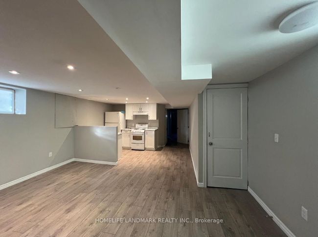 47 Martimas Ave, House other with 5 bedrooms, 2 bathrooms and 2 parking in Hamilton ON | Image 18