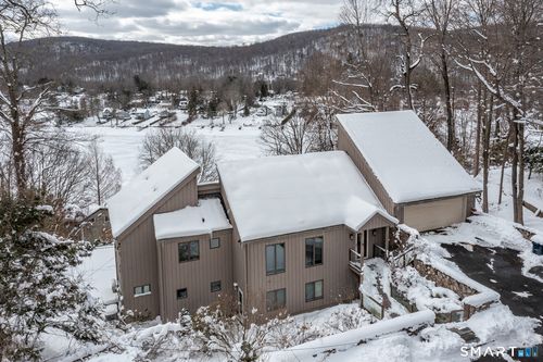 16 Sunset Dr, New Fairfield, CT, 06812-2825 | Card Image