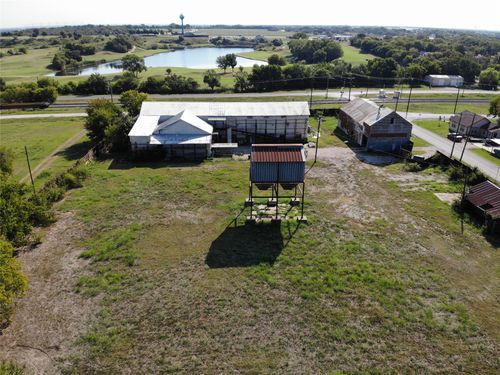 207 A Ave, Ferris, TX, 75125-1610 | Card Image