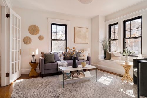 apt-2-10 Washington Ave, Waltham, MA, 02453-5080 | Card Image