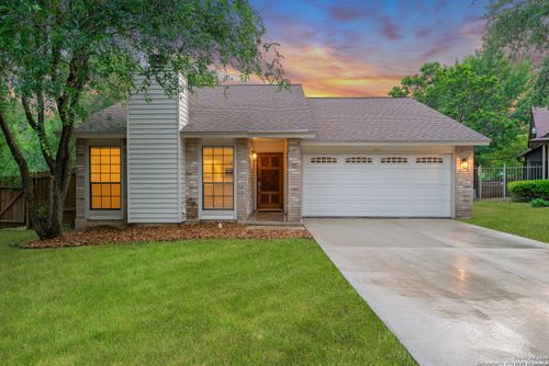 2278 Knights Wood, San Antonio, TX, 78231-1945 | Card Image