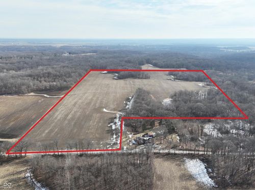 7138 N State Line Rd, Cayuga, IN, 47928-8046 | Card Image
