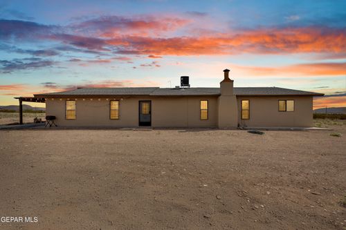 17474 Arratia Ave, El Paso, TX, 79938-7221 | Card Image