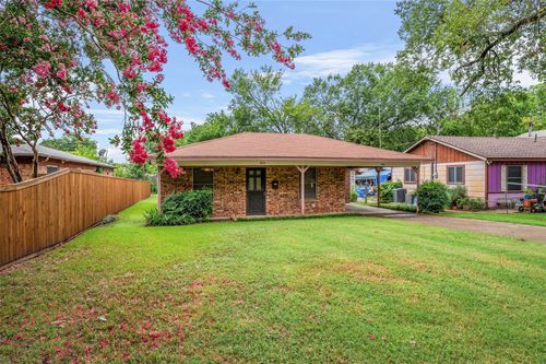 424 S Maxey St, Sherman, TX, 75090-6932 | Card Image