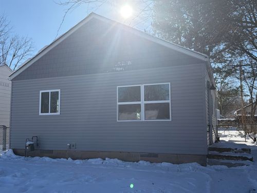 1934 E Bowman Street, South Bend, IN, 46613 | Card Image