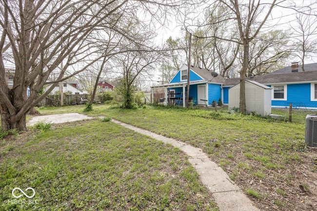 Plenty of space in the backyard for your enjoyment | Image 20