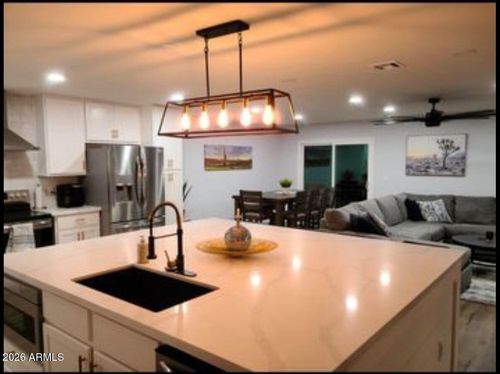 936 E Hermosa Dr, Tempe, AZ, 85282-5503 | Card Image