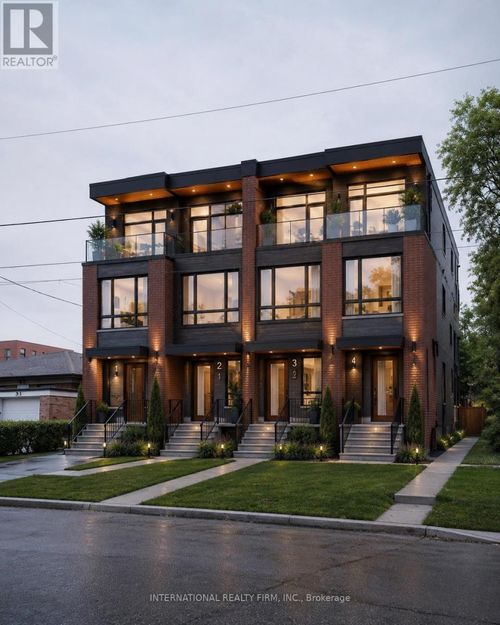 81 Claver Avenue, Toronto (Yorkdale-Glen Park), ON, M6B2W3 | Card Image