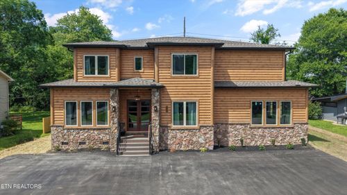 2662 High Valley Dr, Pigeon Forge, TN, 37863-4207 | Card Image