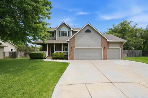 224 N Pinecrest Ct, Andover, KS, 67002 | Card Image