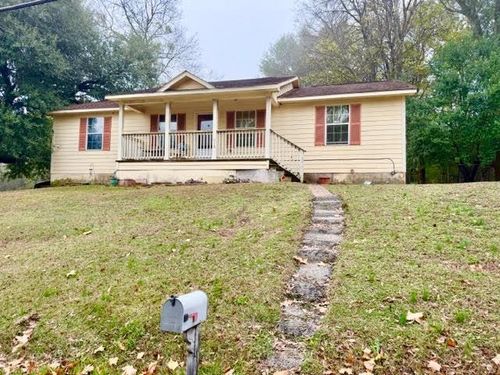 719 N Court St, Longview, TX, 75601-5206 | Card Image