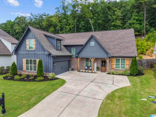 213 Kinross Cir, PELHAM, AL, 35124-6302 | Card Image