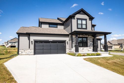 W206N5693 Muirfield Drive, Menomonee Falls, WI, 53051 | Card Image