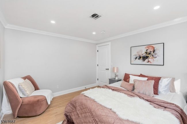 185 Colonial Rd, House other with 5 bedrooms, 3 bathrooms and null parking in Emerson NJ | Image 21