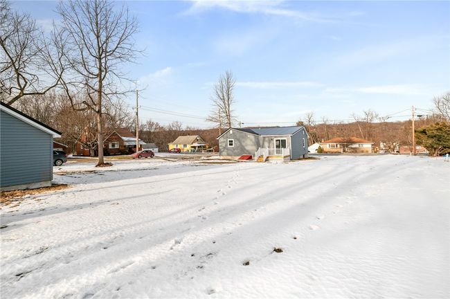 623 6 Th St, House other with 2 bedrooms, 2 bathrooms and 2 parking in W Leechburg PA | Image 26