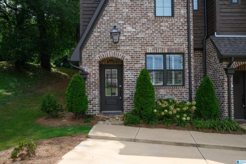 4230 Oakview Ln, Vestavia, AL, 35243-5713 | Card Image