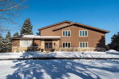 W233S6945 Millbrook Circle, Vernon, WI, 53103 | Card Image