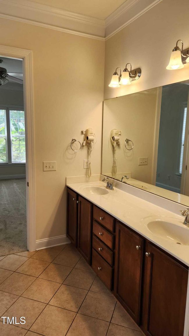 Master Bath | Image 30