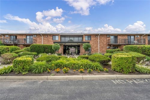 117-23855 David Dr, North Olmsted, OH, 44070-2982 | Card Image