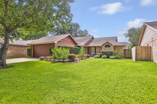 3734 Village Grove Dr, Humble, TX, 77396-4050 | Card Image