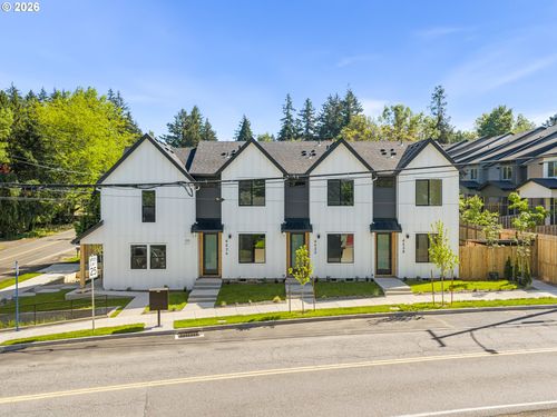 4526 Sw Garden Home Rd, Portland, OR, 97219-3447 | Card Image