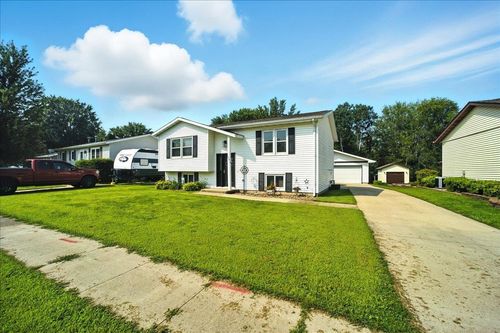 120 12th Ave Ne, Oelwein, IA, 50662-1846 | Card Image