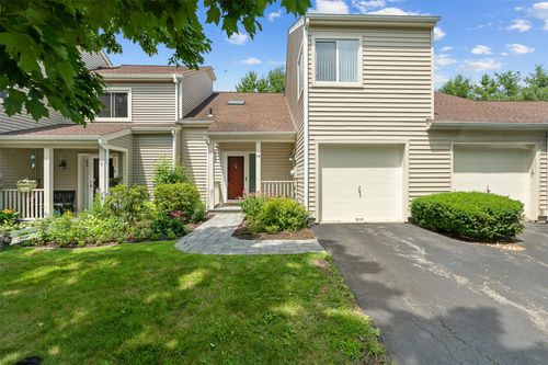 79 Meadow Way, East Fishkill, NY, 12533-7207 | Card Image