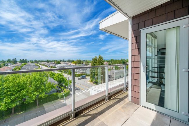 View of balcony | Image 15