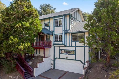 955 Teakwood Dr, Lake Arrowhead, CA, 92352 | Card Image