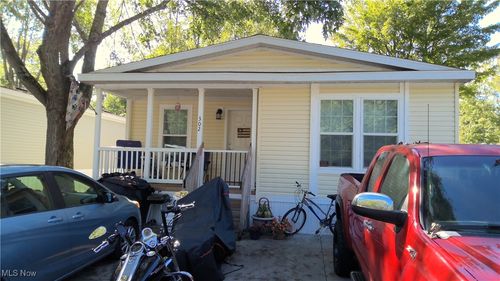 302 Westwoods, Amherst, OH, 44001-2051 | Card Image