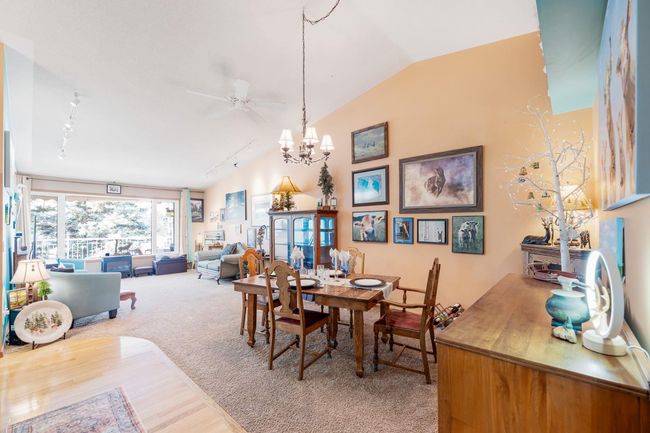 19 Sunrise Way, Home with 3 bedrooms, 3 bathrooms and 4 parking in Priddis Greens AB | Image 10