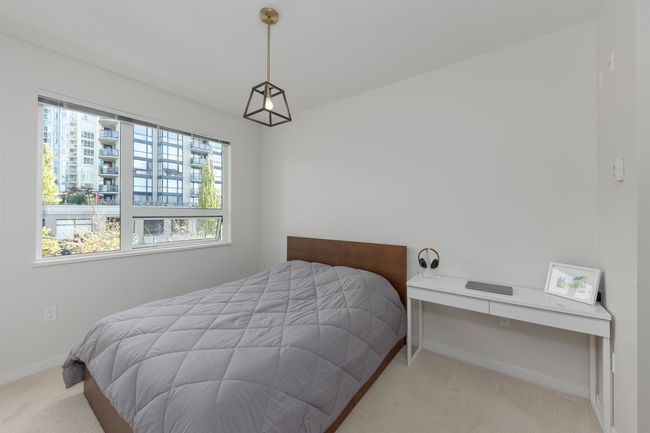 305 - 123 W 1st Street, Condo with 2 bedrooms, 1 bathrooms and 1 parking in North Vancouver BC | Image 5