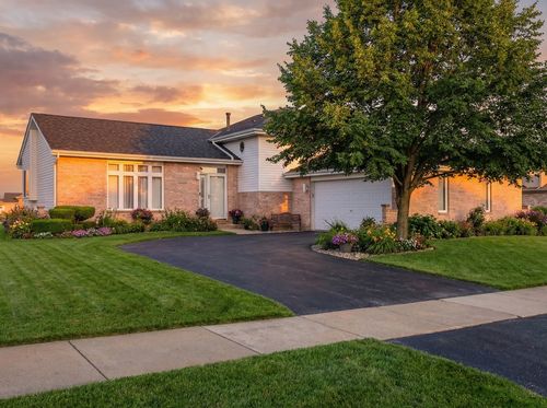 5256 Crosswind Dr, Richton Park, IL, 60471-1292 | Card Image