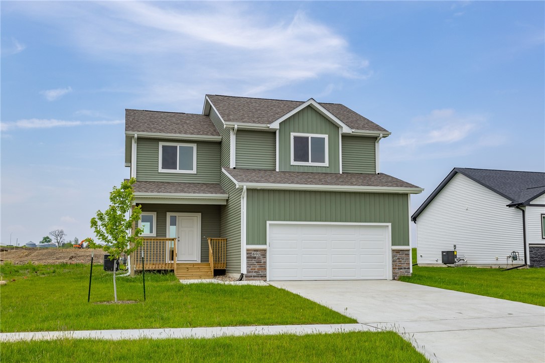 11th St, Waukee, IA 50263